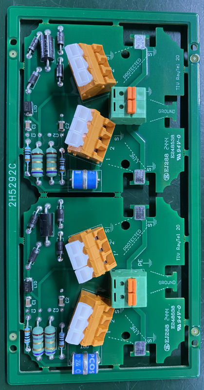 PCB đồng cho thiết bị viễn thông với LW/LS tối thiểu 0.05mm và màu silkscreen đen