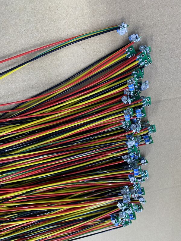 PCB Truyền thông Tg180 Cao, Dòng Điện Lớn, Kích Thước Tùy Chỉnh, PCB được Thiết kế cho Quản lý và Phân phối Điện năng